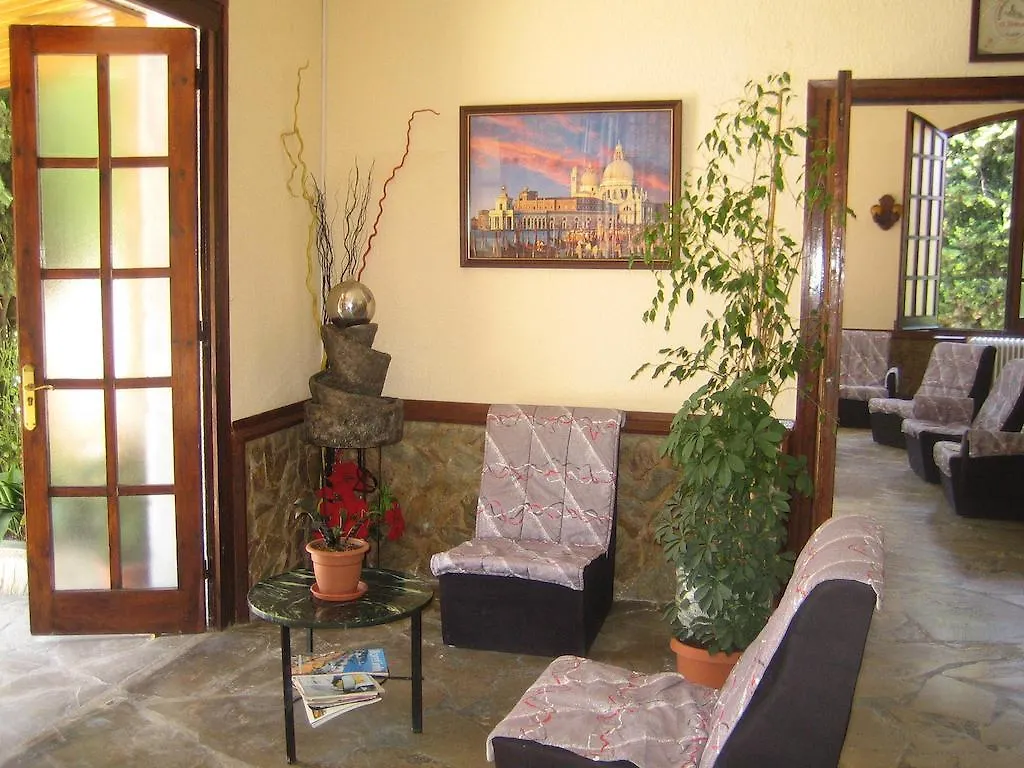 Hostal Los Pinares Lloret de Mar Affittacamere